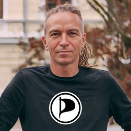 ivan bartos pirati small